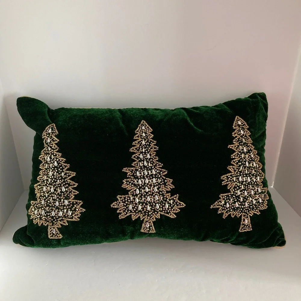 Rachel Ashwell Velvet Beaded Christmas Trees Throw Pillow 14x22 Green EUC